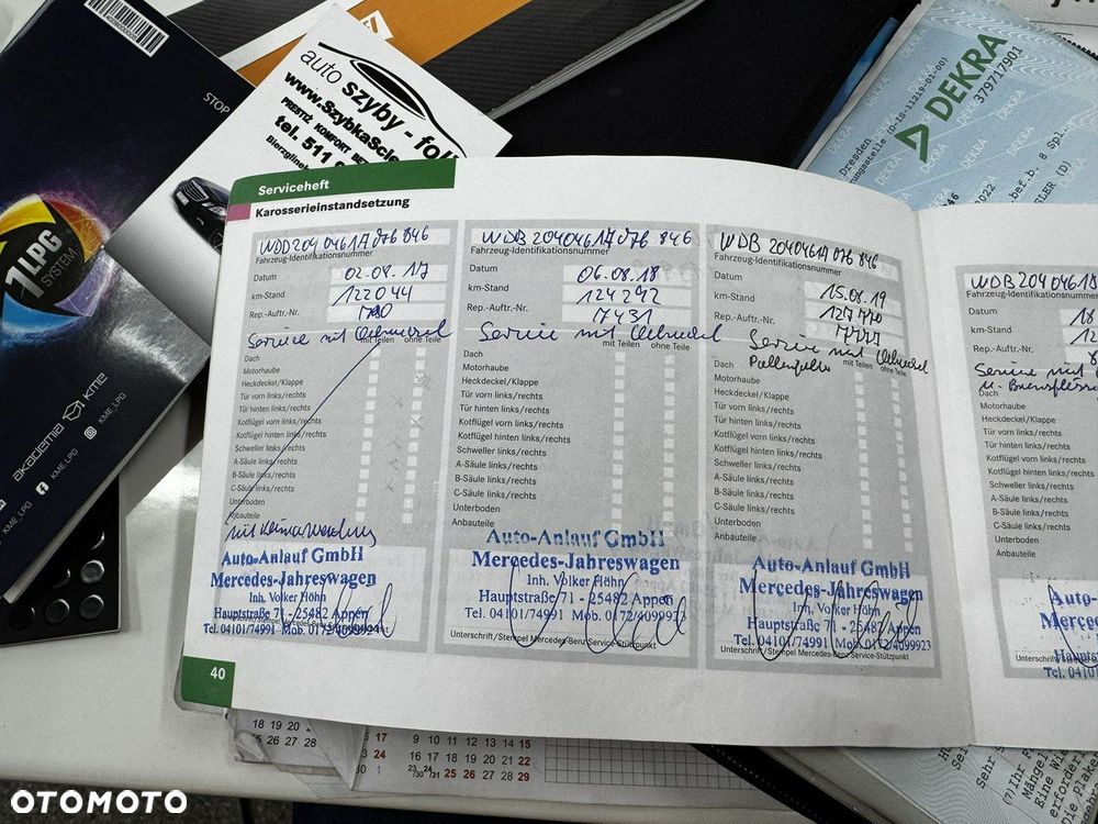 Mercedes-Benz Klasa C 200 (BlueEFFICIENCY) 7G-TRONIC Elegance - 36