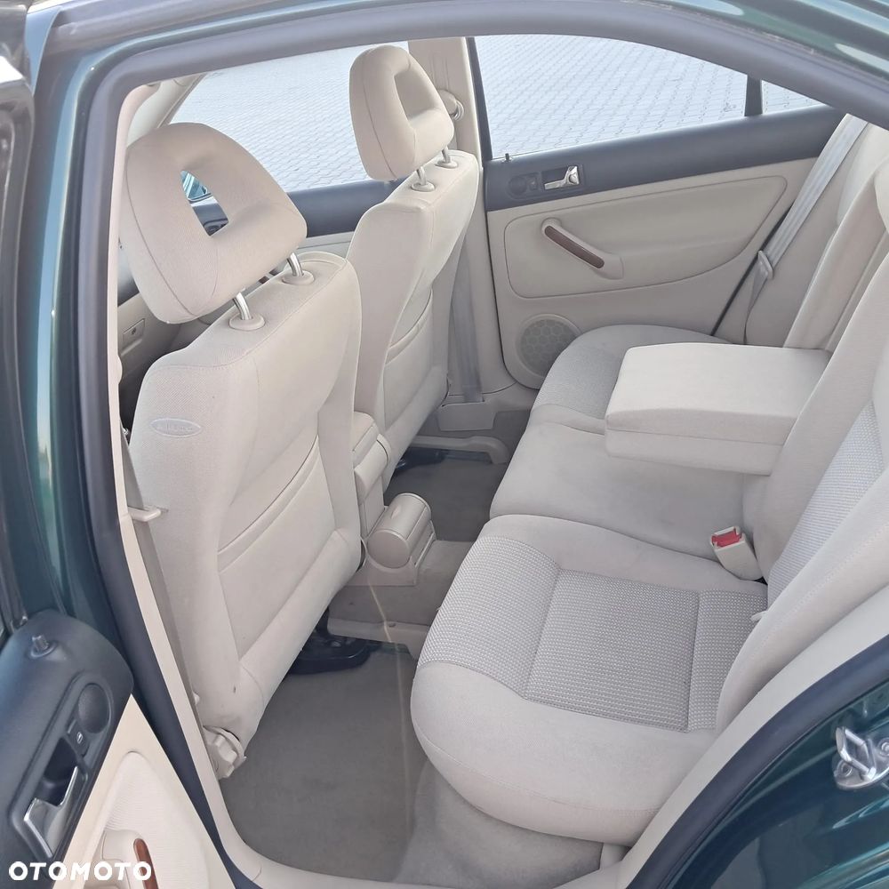 Volkswagen Bora - 11