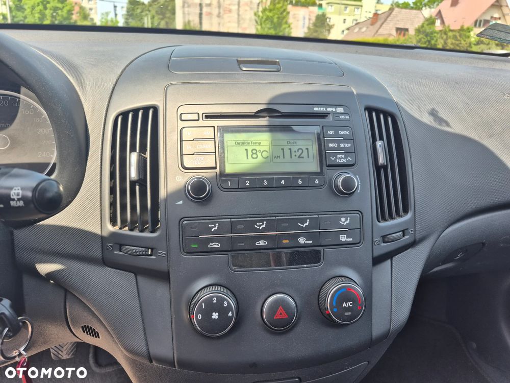Hyundai i30 1.6 Style - 11