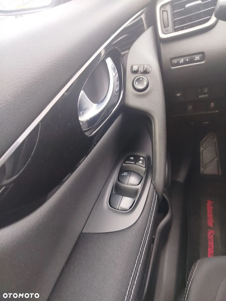 Nissan Qashqai - 10
