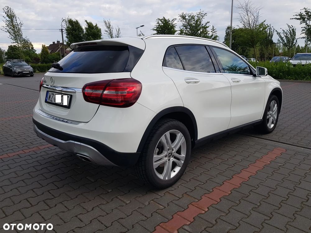Mercedes-Benz GLA 250 7G-DCT - 5