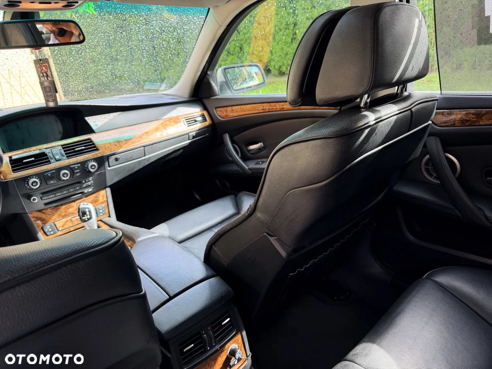BMW Seria 5 - 25