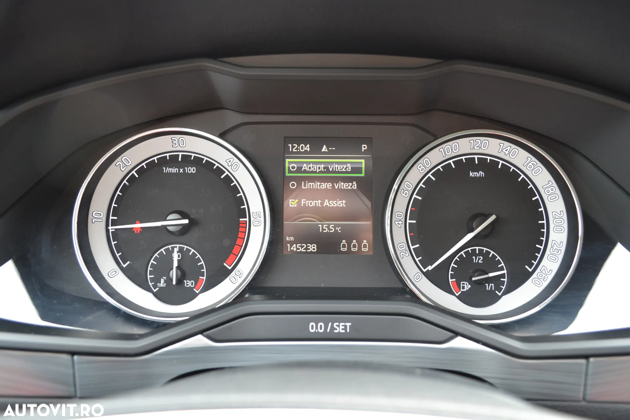 Skoda Superb 2.0 TDI 4x4 DSG Ambition - 14