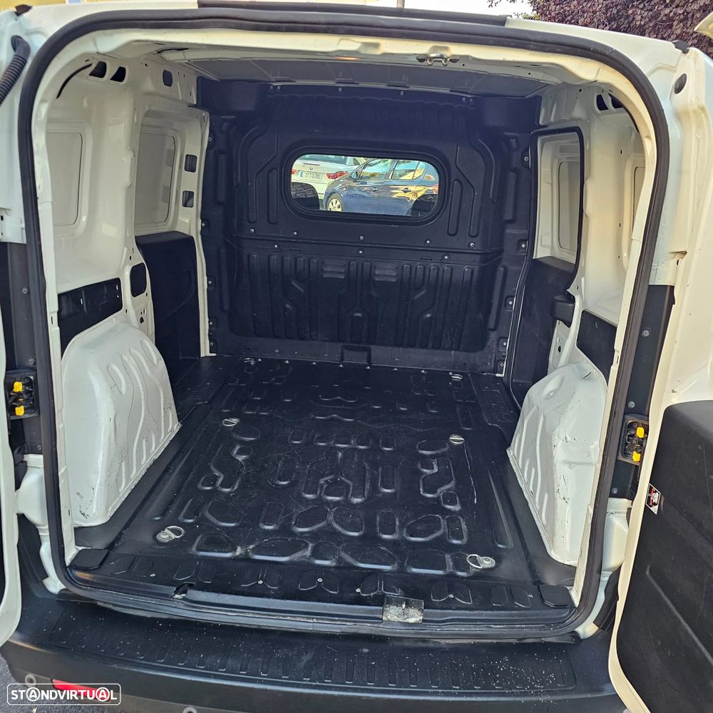 Opel Combo - 28