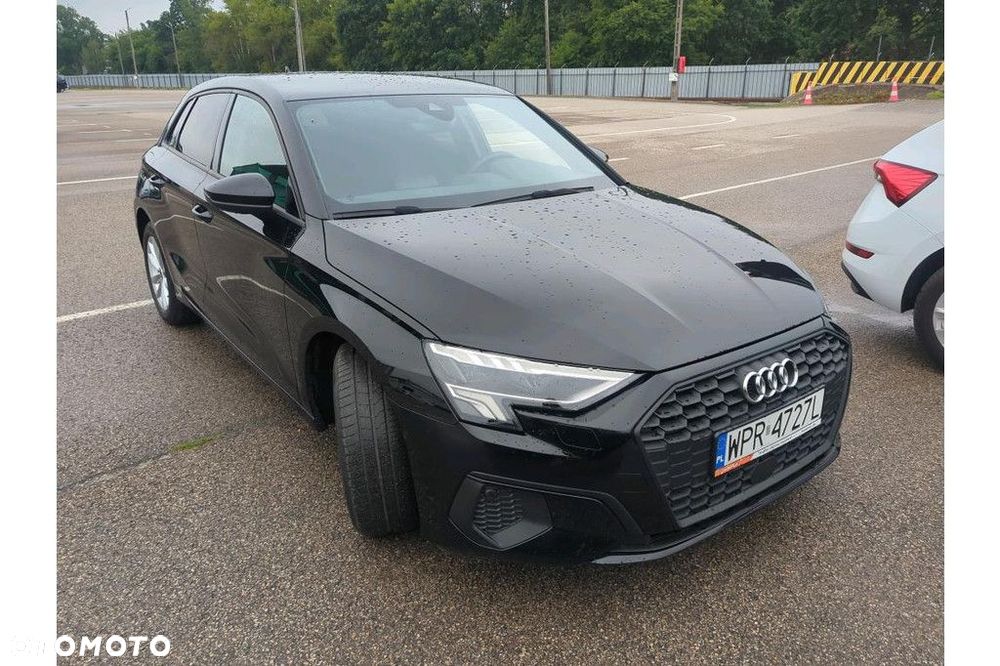 Audi A3 Sportback - 2