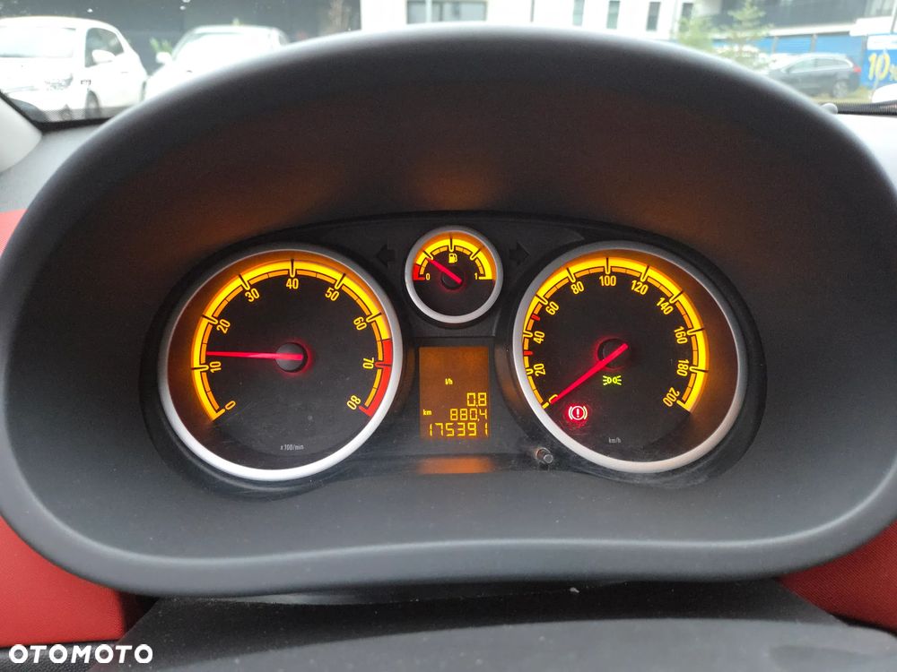 Opel Corsa - 2