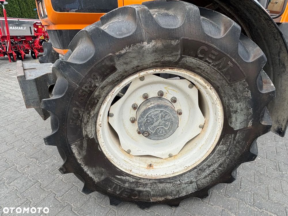 Renault Ares 710RZ - 13