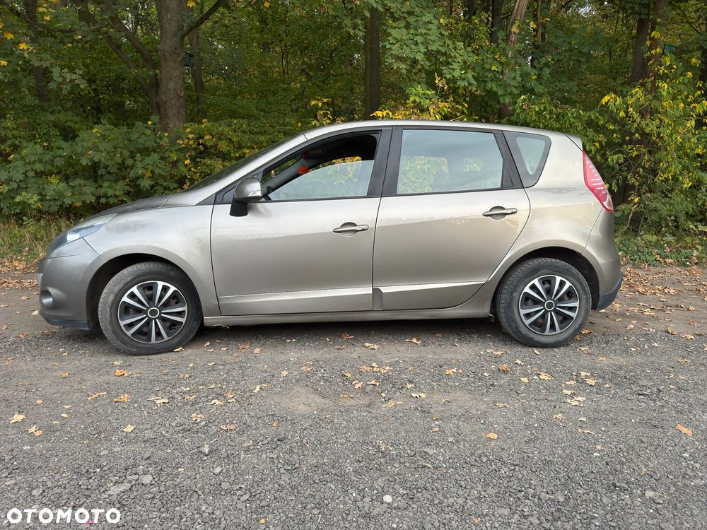 Renault Scenic - 3