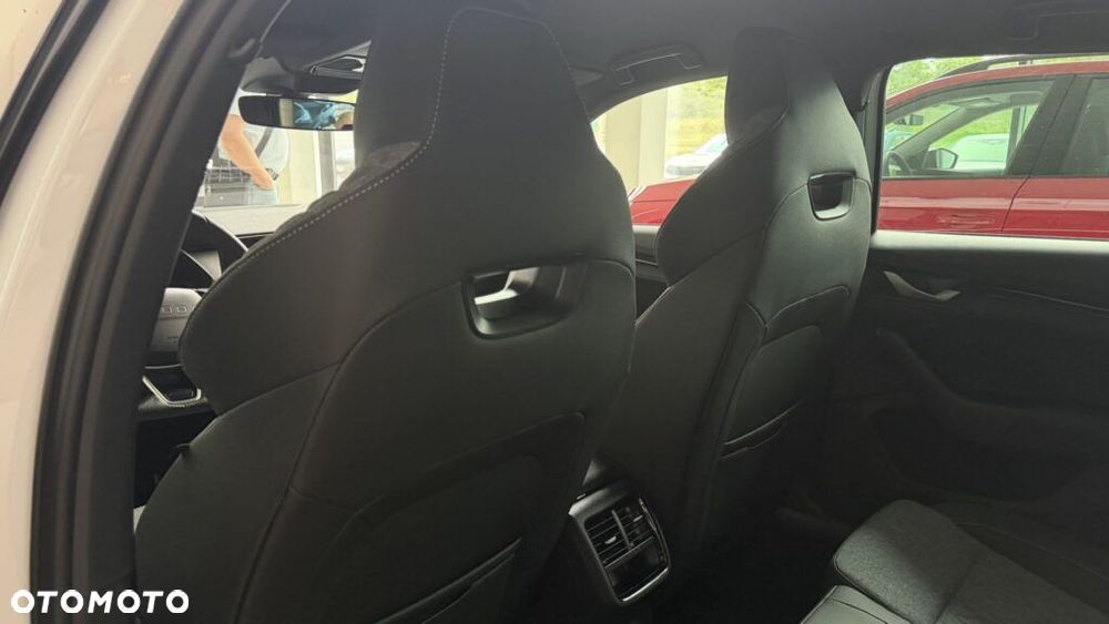 Skoda Octavia 1.5 TSI mHEV Sportline DSG - 28