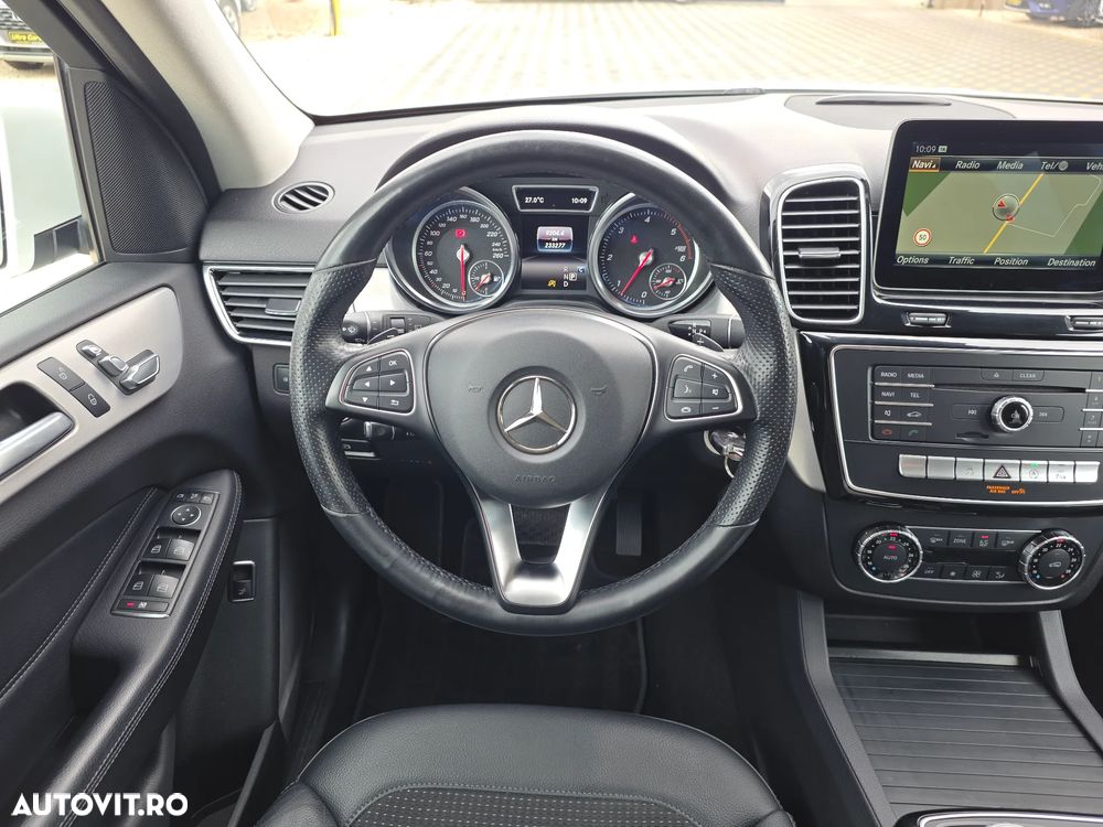 Mercedes-Benz GLE 250 d 4MATIC - 11