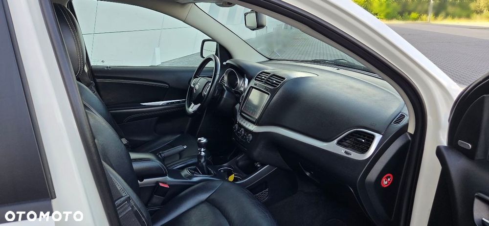 Fiat Freemont 2.0 Multijet 16V DPF Urban - 19