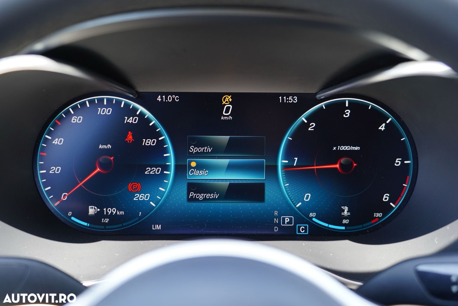 Mercedes-Benz C 220 d 4Matic 9G-TRONIC AMG Line - 28