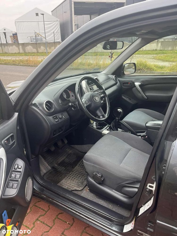 Toyota RAV4 2.0 D-4D 4x4 - 7