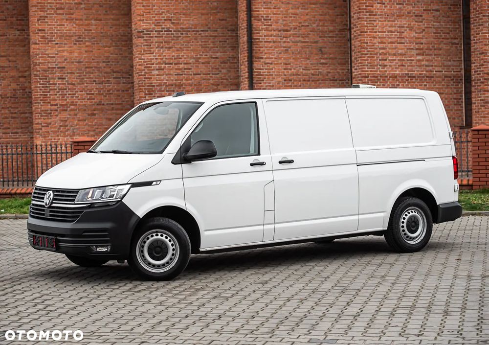 Volkswagen Transporter - 2