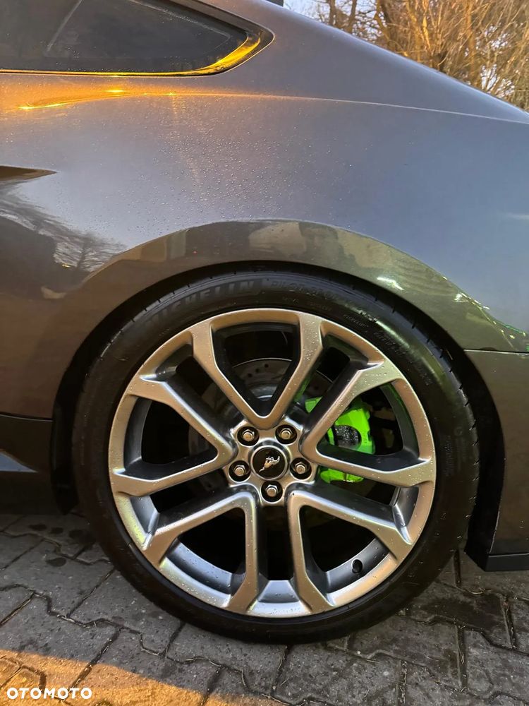 Ford Mustang 5.0 V8 GT - 9