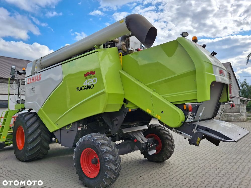 Claas tucano 420 - 5