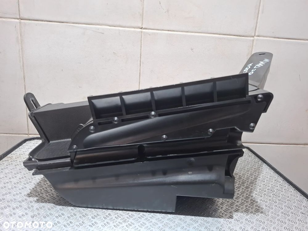 Głośnik subwoofer bagażnika Skoda Octavia III kombi VRS 2017 rok nr 5E0035412 - 5