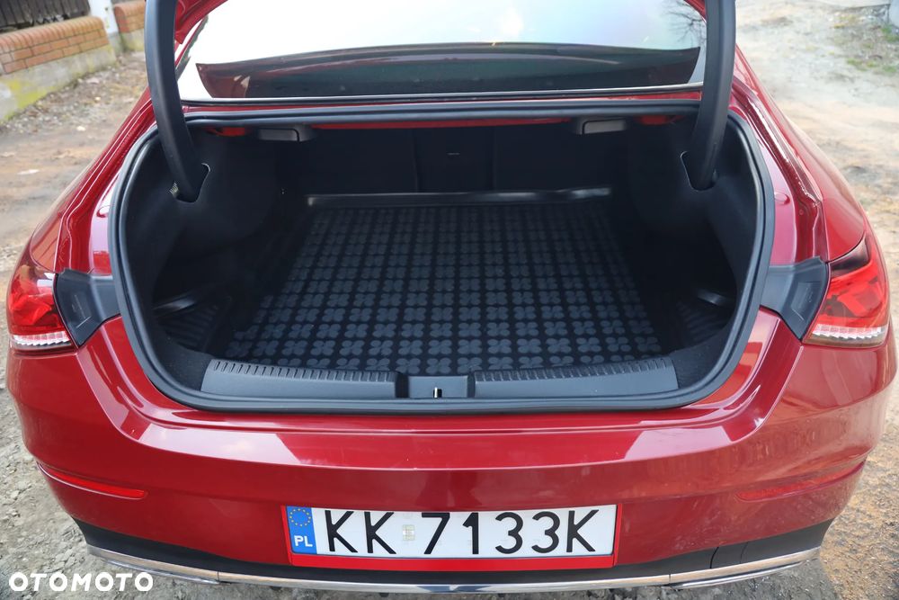 Mercedes-Benz CLA 250 4Matic 7G-DCT AMG Line - 14