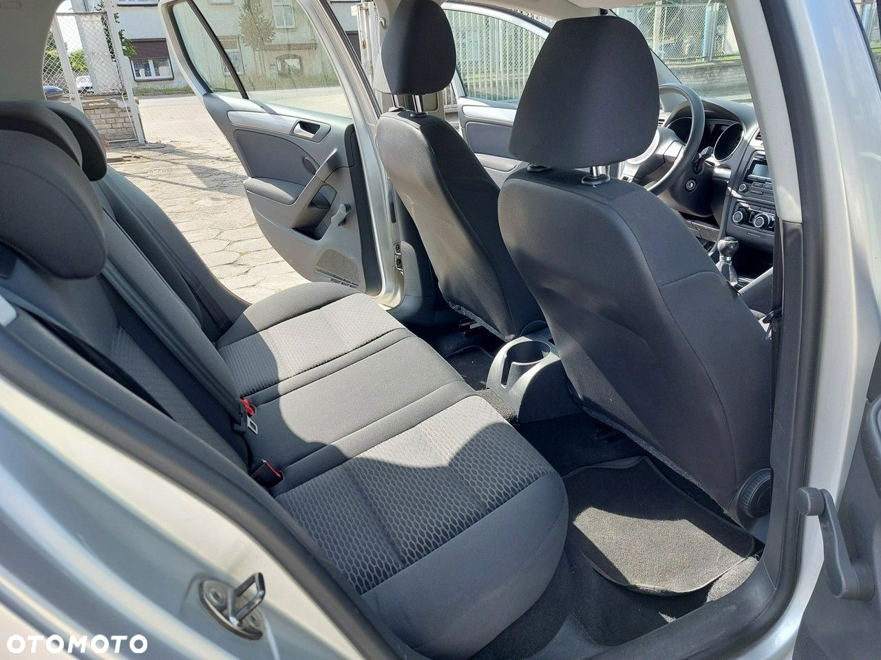 Volkswagen Golf - 11