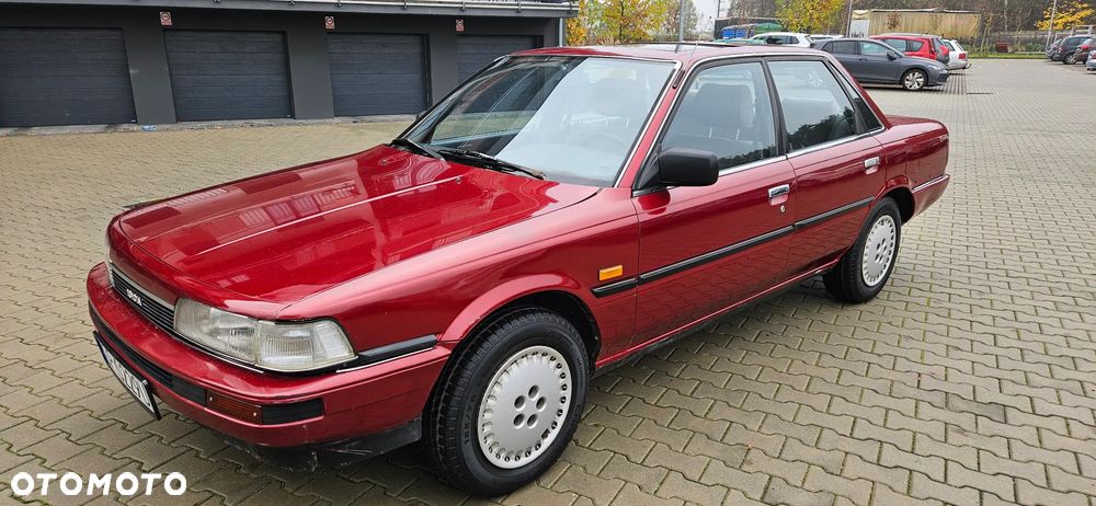 Toyota Camry 2.0 TD GL - 1