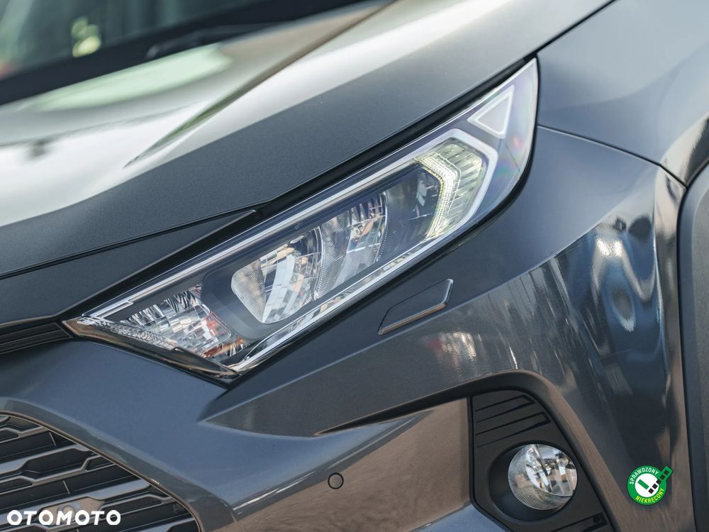 Toyota RAV4 - 13