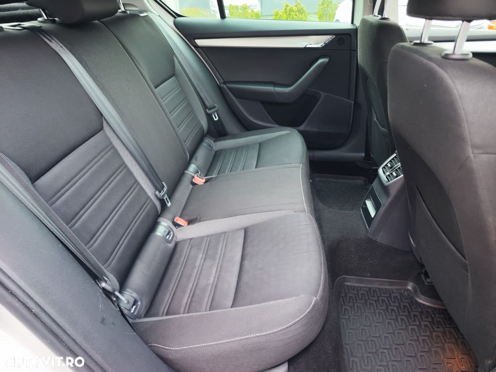 Skoda Octavia 2.0 TDI Ambition - 15