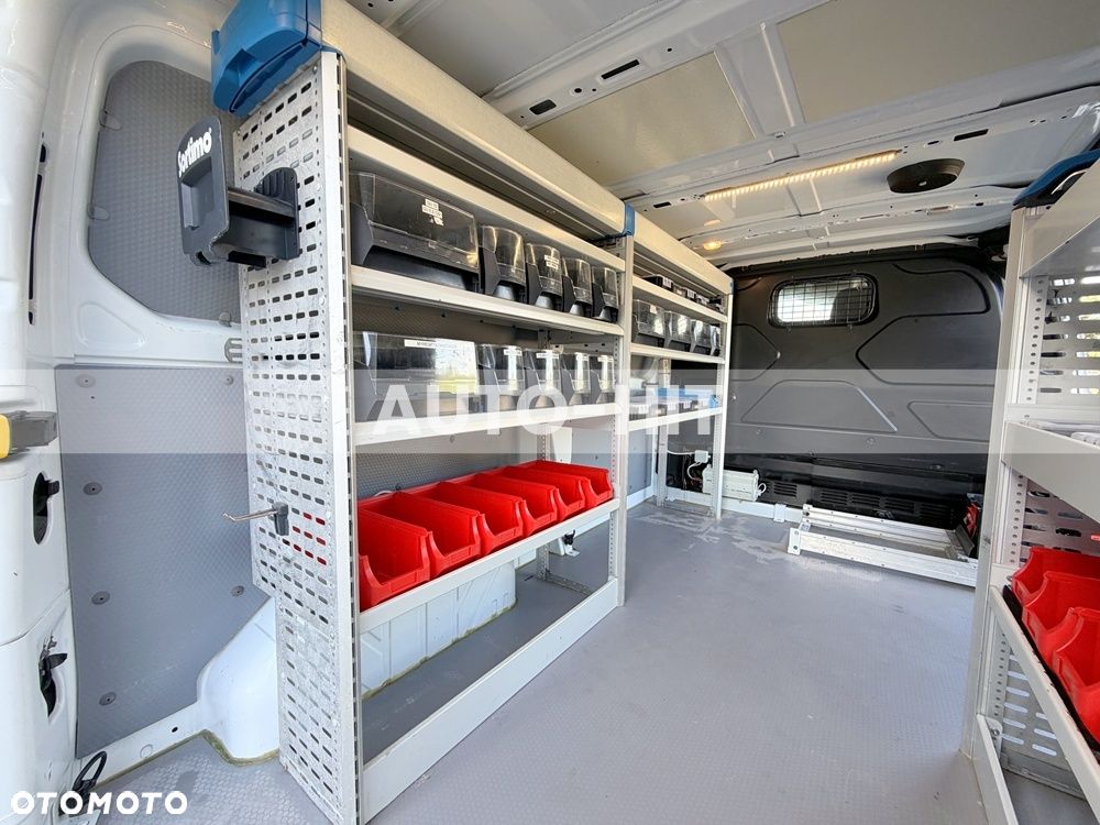 Ford Transit - 17