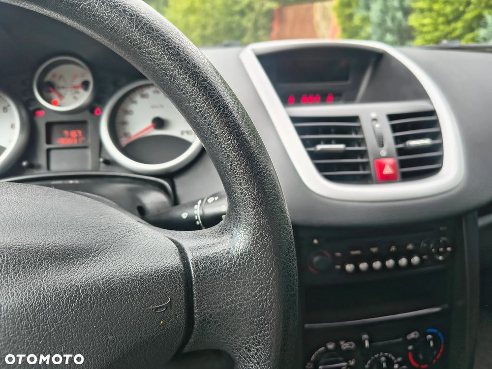 Peugeot 207 95 VTi Tendance - 27