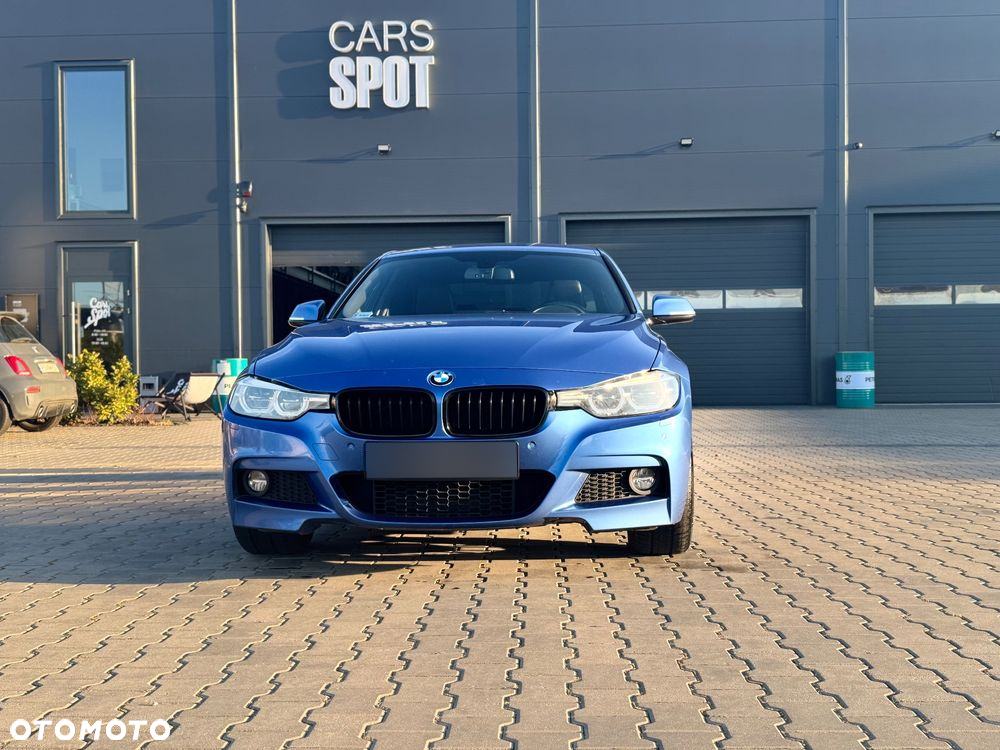 BMW Seria 3 330i xDrive M Sport Shadow - 20