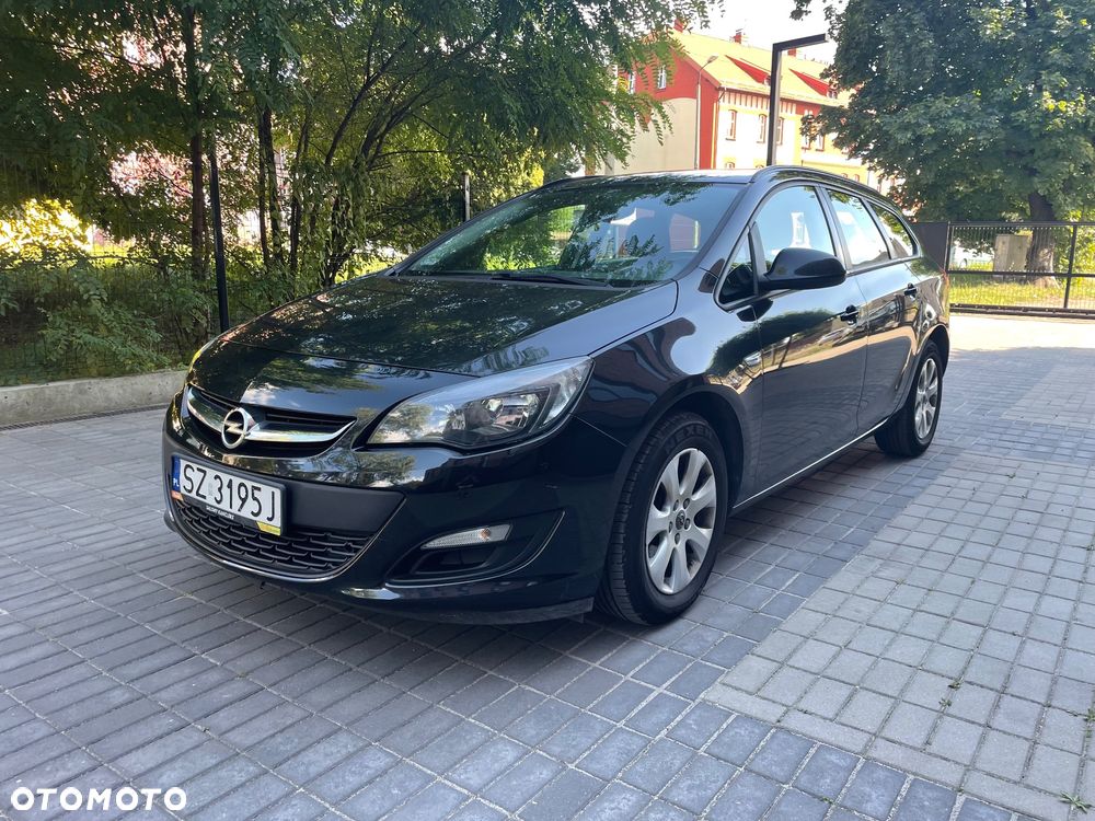 Opel Astra IV 1.6 CDTI Sport - 1