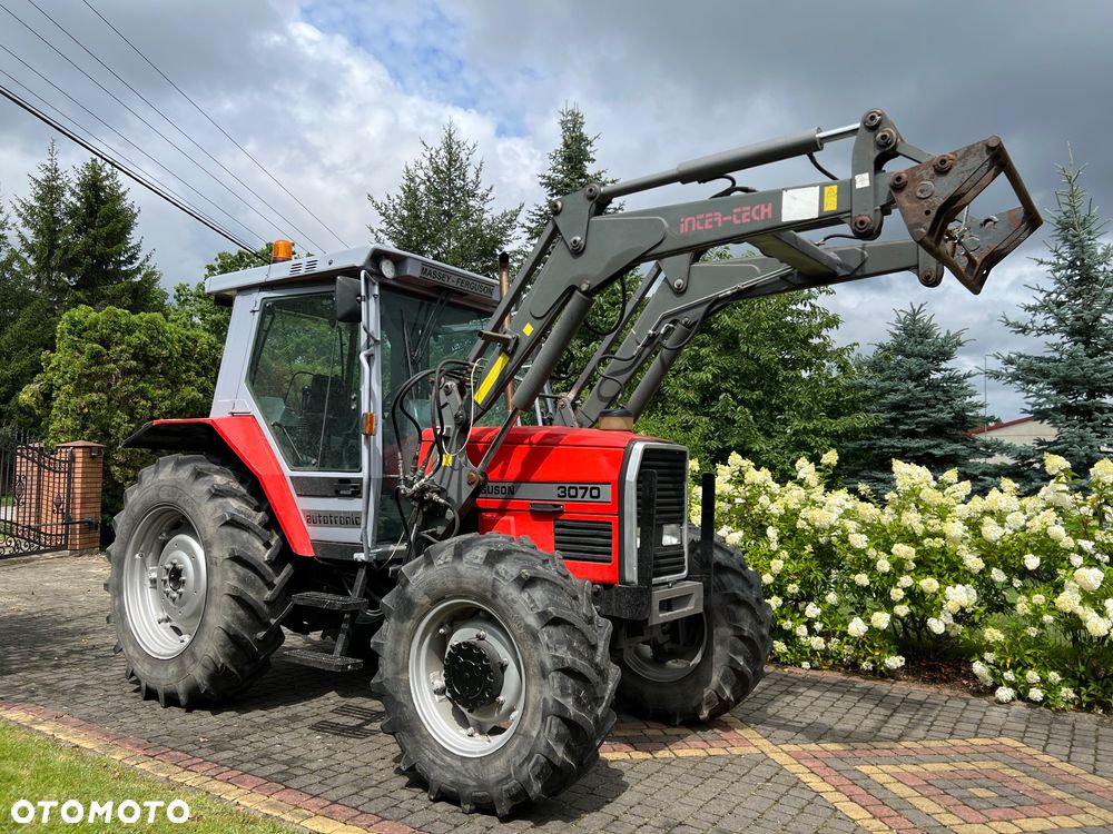 Massey Ferguson - 3