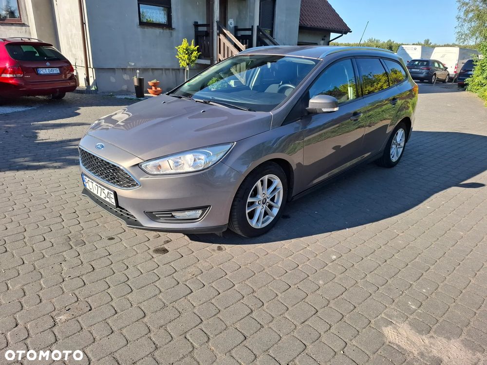 Ford Focus - 8