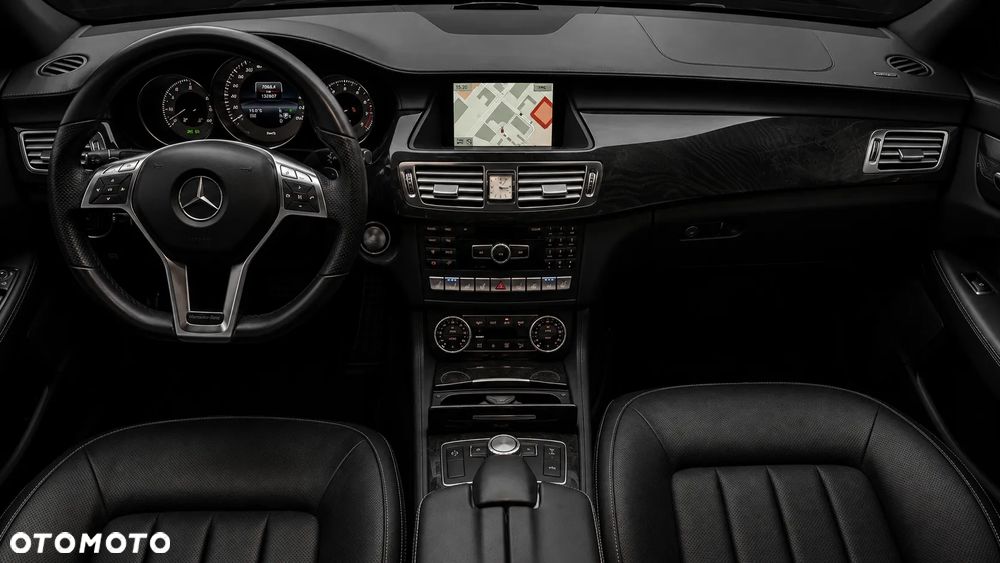 Mercedes-Benz CLS - 10