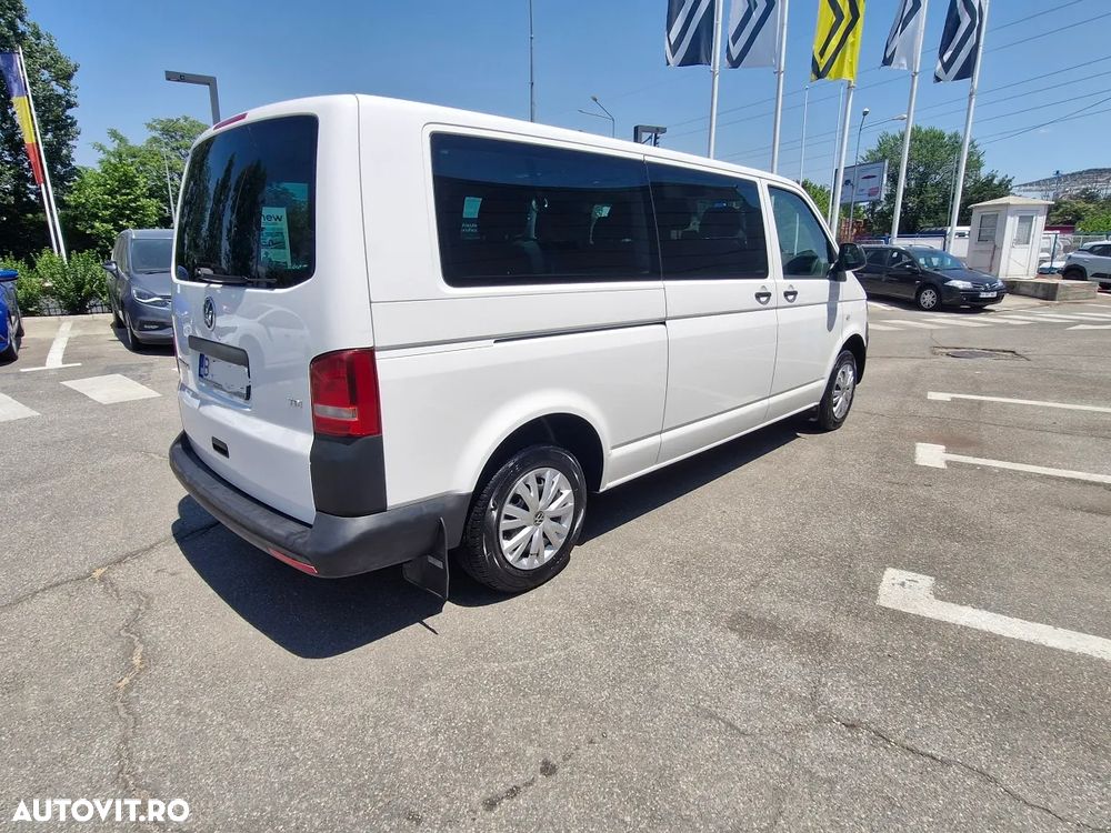 Volkswagen Caravelle - 2