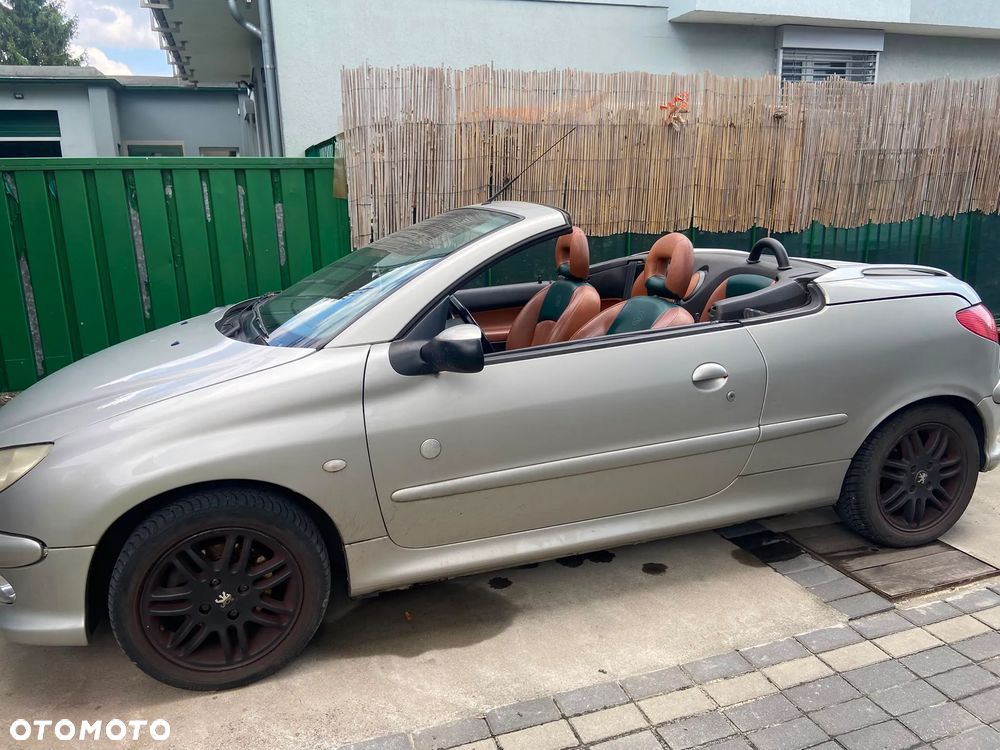 Peugeot 206 CC - 2