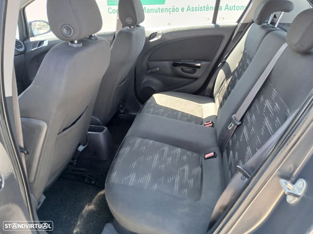 Opel Corsa 1.2 Enjoy - 18