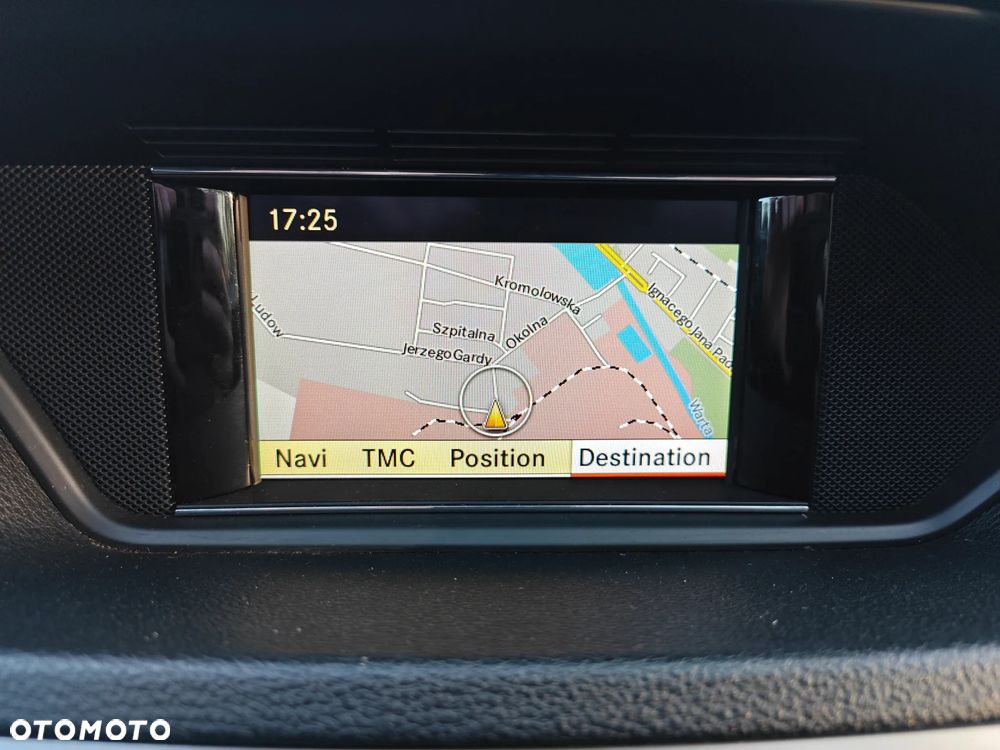 Mercedes-Benz Klasa E 200 CDI DPF BlueEFFICIENCY Automatik Avantgarde - 36