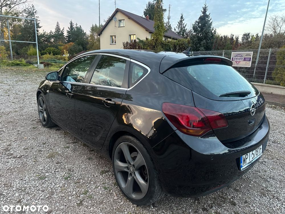 Opel Astra 1.7 CDTI - 4