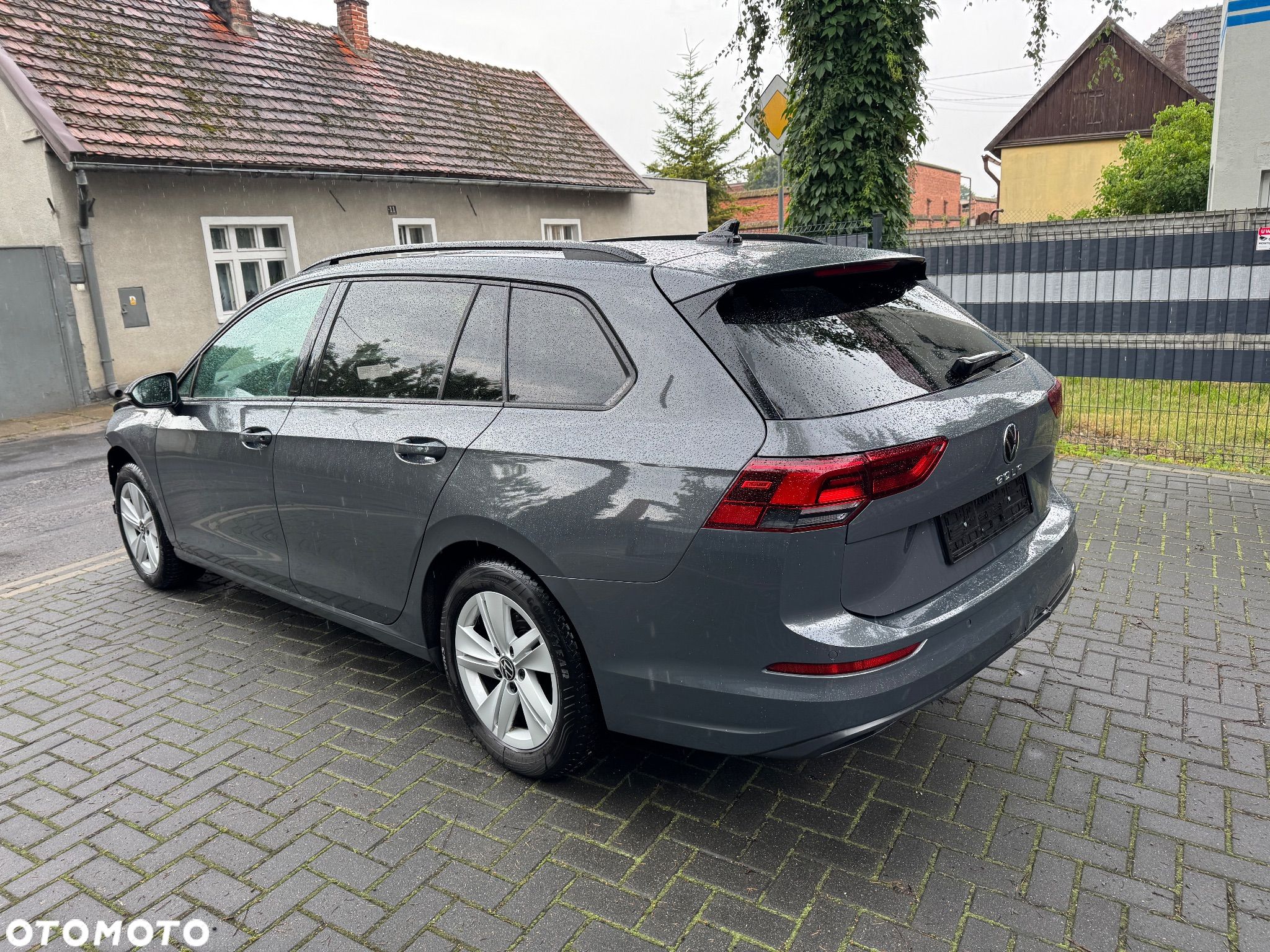 Volkswagen Golf 2.0 TDI SCR DSG Life - 1