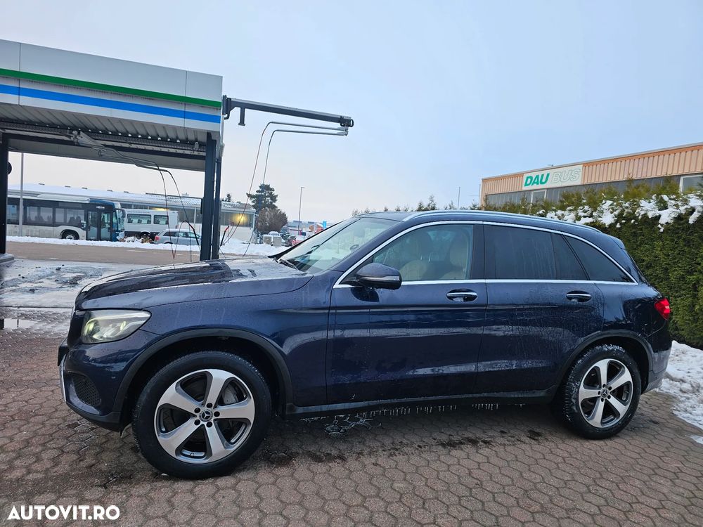 Mercedes-Benz GLC - 16
