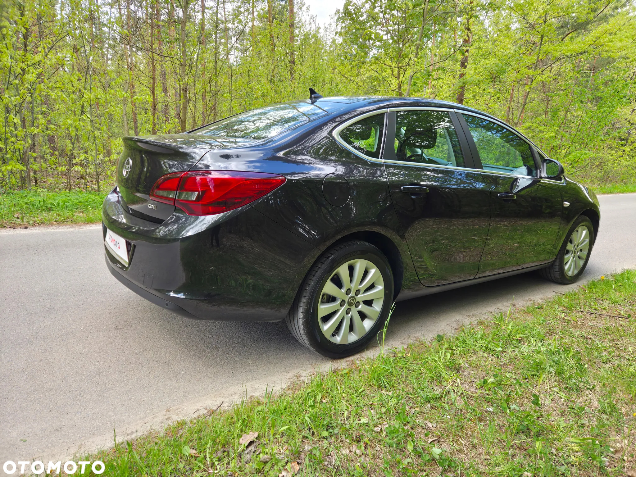 Opel Astra 1.7 CDTI DPF Cosmo - 6