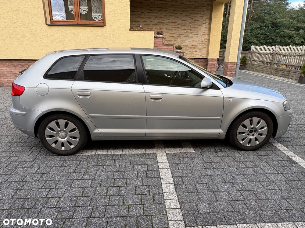 Audi A3 Sportback 1.6 FSI Ambition - 6