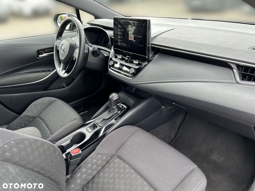 Toyota Corolla 1.8 Hybrid Comfort - 18