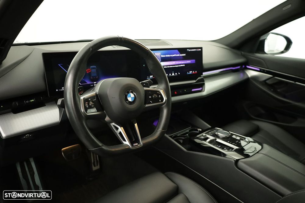 BMW 520 d Pack Desportivo M - 7