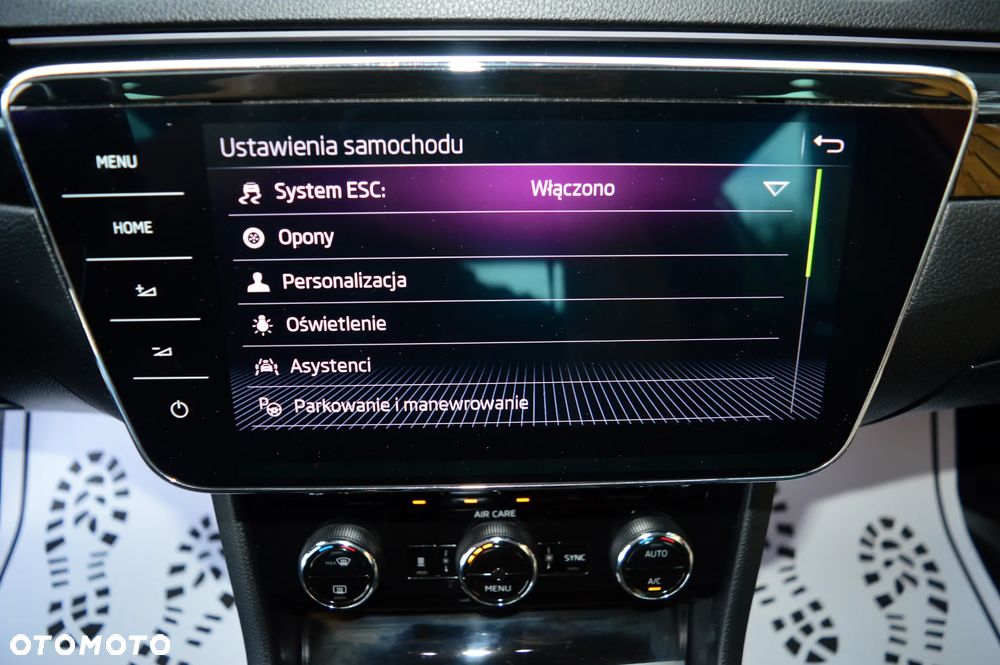 Skoda Superb 2.0 TDI 4x4 DSG L&K - 26