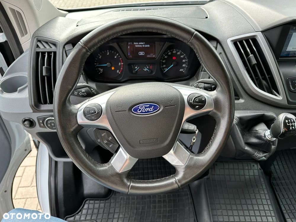 Ford Transit - 8