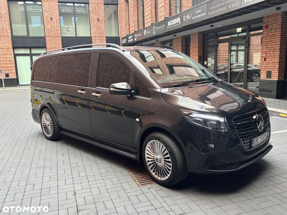 Mercedes-Benz Klasa V - 6