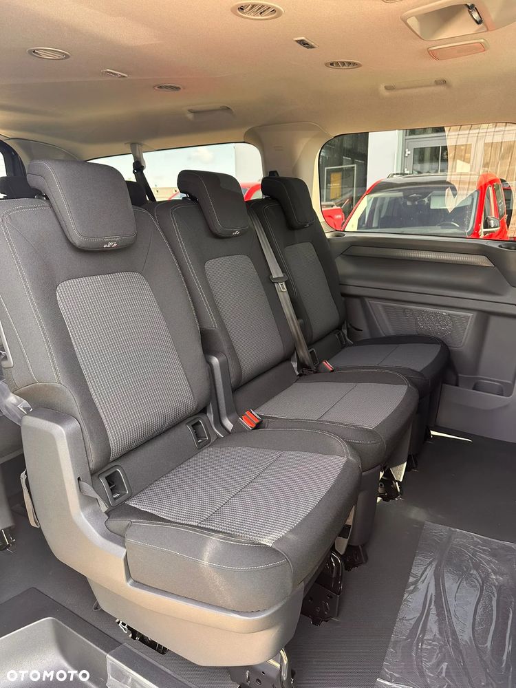 Volkswagen Caravelle 2.0 TDI L2 - 13