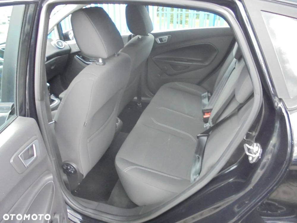 Ford Fiesta 1.25 Ambiente - 11
