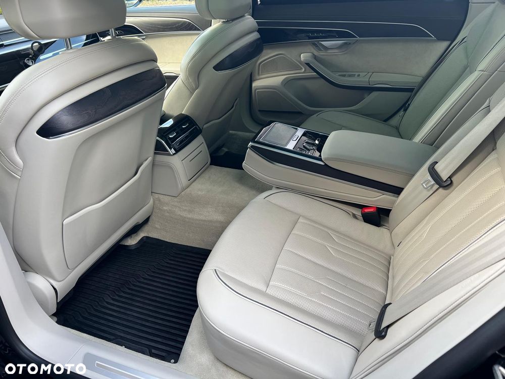 Audi A8 L 60 TFSI e Quattro Tiptronic - 23